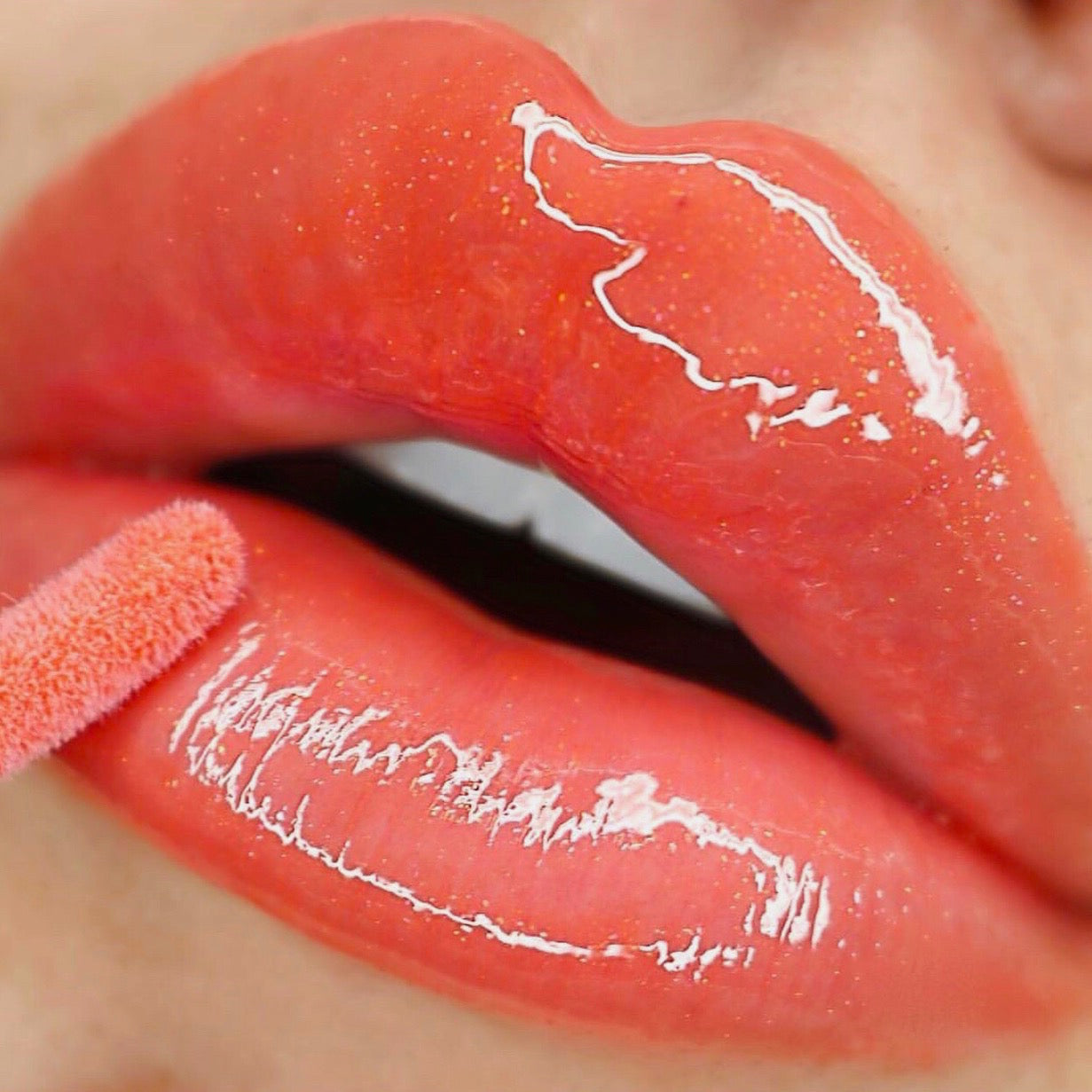 Orange Fever: 7 Different Ways to Wear Orange Lips this Fall