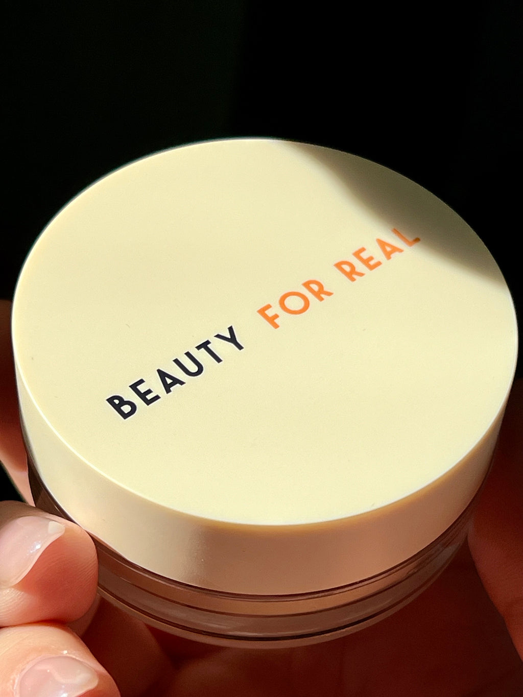 Hydra-Set Translucent Finishing + Brightening Powder