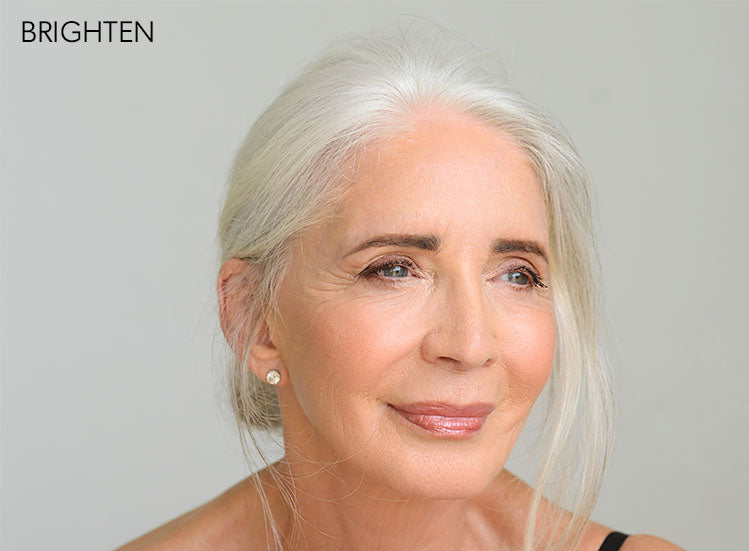 Hydra-Set Translucent Finishing + Brightening Powder